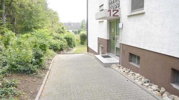 257632