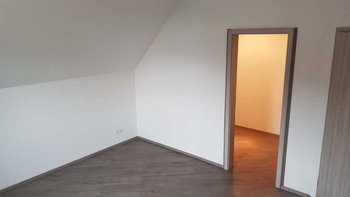 Schlafzimmer 3 OG mit Ankleide