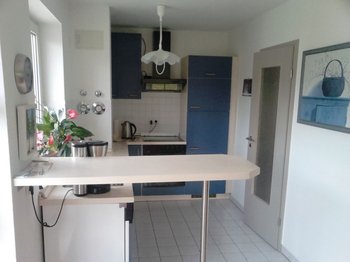 offene Küche vom Wohnzimmer aus