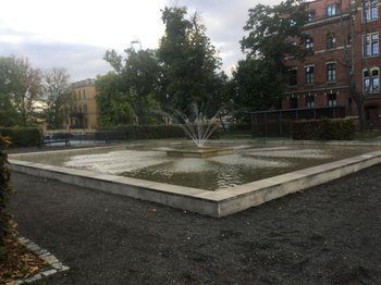 Brunnen im Gemeinschaftspark