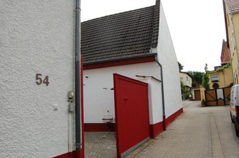 348813