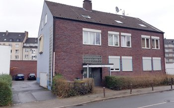 349151