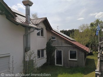 Nebengebäude West