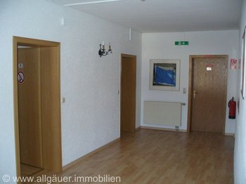 Hauptgebäude Flur OG 1