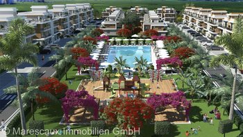 Immobilie Nordzypern | Pool mit Grünanlage