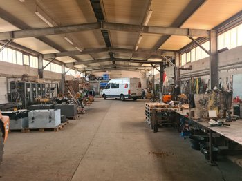 Halle / Werkstatt