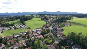 15 Fahrminuten in die Berge