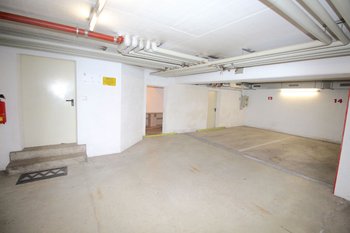 Stellplatz Nr 14 und Kellerabteil