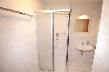 Bad und WC