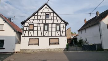 366491