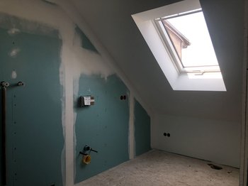 DG Badezimmer mit Dusche