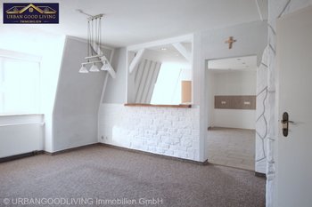 Wohnzimmer OG Blick zur Küche