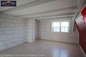 Zimmer 1 OG