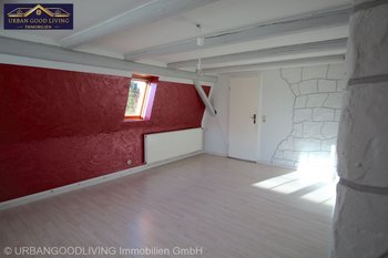 Zimmer 1 OG