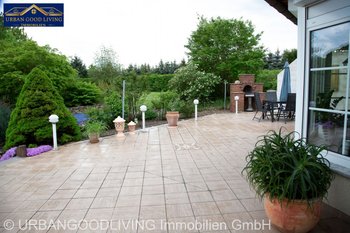 Terrasse mit Grill
