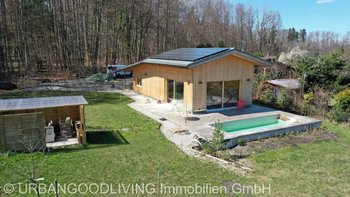 Modernes Waldchalet mit Privatpool & PV-Anlage Rückzugsort auf 1.703 m² in Toplage