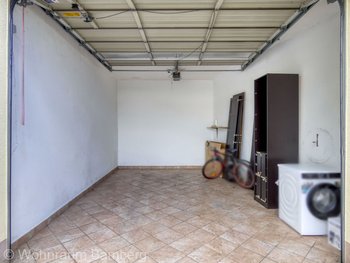Garage rechts