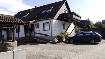Attraktives Mehrfamilienhaus mit zwei Wohneinheiten in Armsheim (OT Schimsheim) zum Verkauf stehend