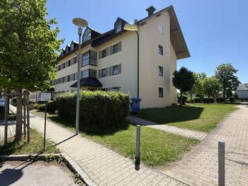 Außenansicht Hauseingang 