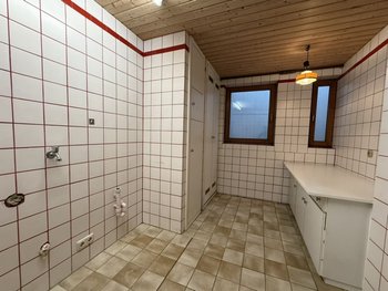 Waschraum im KG
