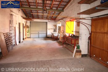 Garage/Halle