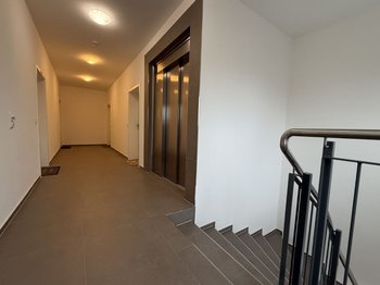 Aufzug direkt vor der Haustür