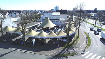 Top-Autoplatz in Rüsselsheim zu vermieten – ca. 58 Stellplätze & Büro