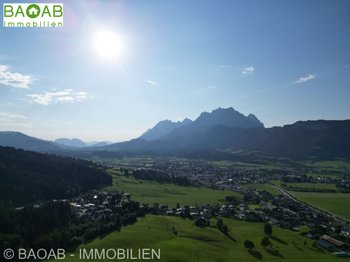 Einfamilienhaus im Alpinen Chalet Stil im Zentrum von Fieberbrunn – Stil, Komfort und Rendite