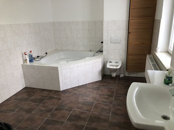 Badezimmer 1. OG