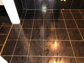 Badezimmer im 2. OG