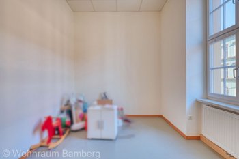 Büro 1