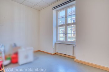 Büro 1