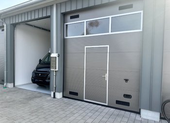 Schlupftür