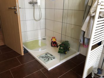 Badezimmer im OG