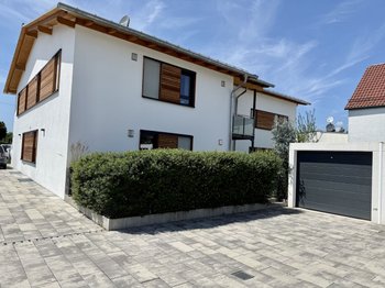 Zufahrt Garagen 