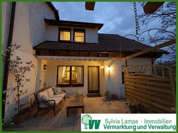 DHH in Gommern mit großem Grundstück und Garage bietet Nestwärme
