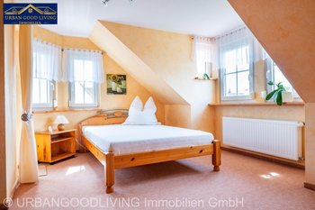 Schlafzimmer OG