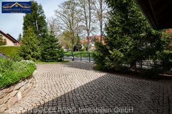 Einfahrt Stellplatz