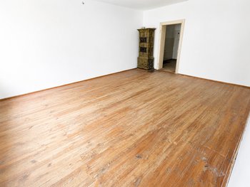 OG 1 Zimmer 1