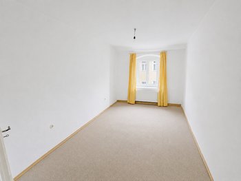 OG 2 Zimmer 1