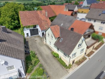 Altbauflair trifft Platzangebot, Haus mit Scheune auf ca. 550 m² in Eggolsheim - OT Drosendorf