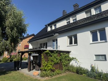 Balkon u. Terrasse