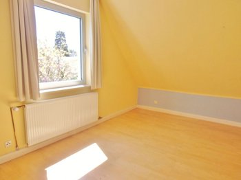 Zimmer 2 OG