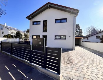 Zufahrt Wohnanlage 