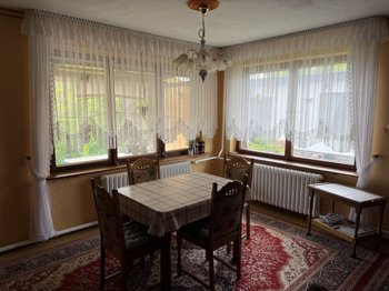 Essplatz im Wohnzimmer