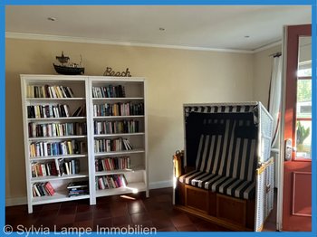 Foyer - Bibliothek im EG