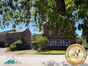 Traumhafter Dreiseitenhof mit Pferdekoppel und 6600 m² Grundstück