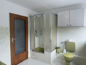 Badezimmer im OG