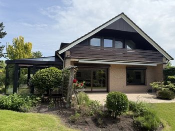 Freistehendes Einfamilienhaus mit Wintergarten in Schwanewede-Leuchtenburg