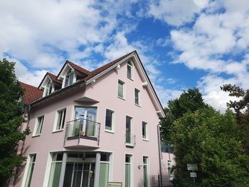 Großzügige Maisonette-Wohnung mit Terrasse und Gartennutzung ab 01.08. zu vermieten